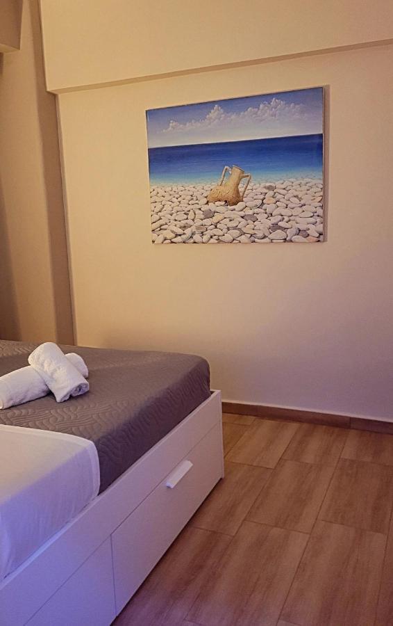 Blue Horizon Gem On The Port Appartement Rafína Buitenkant foto